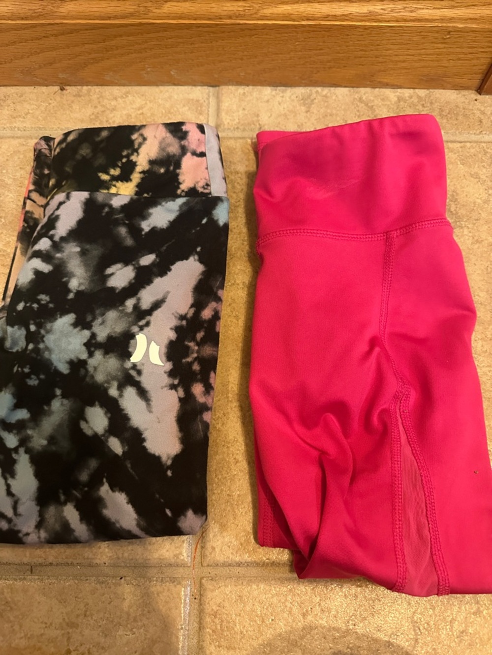 Kids Active Leggings Set - Old navy pink active and Hurley. 6 and 7.